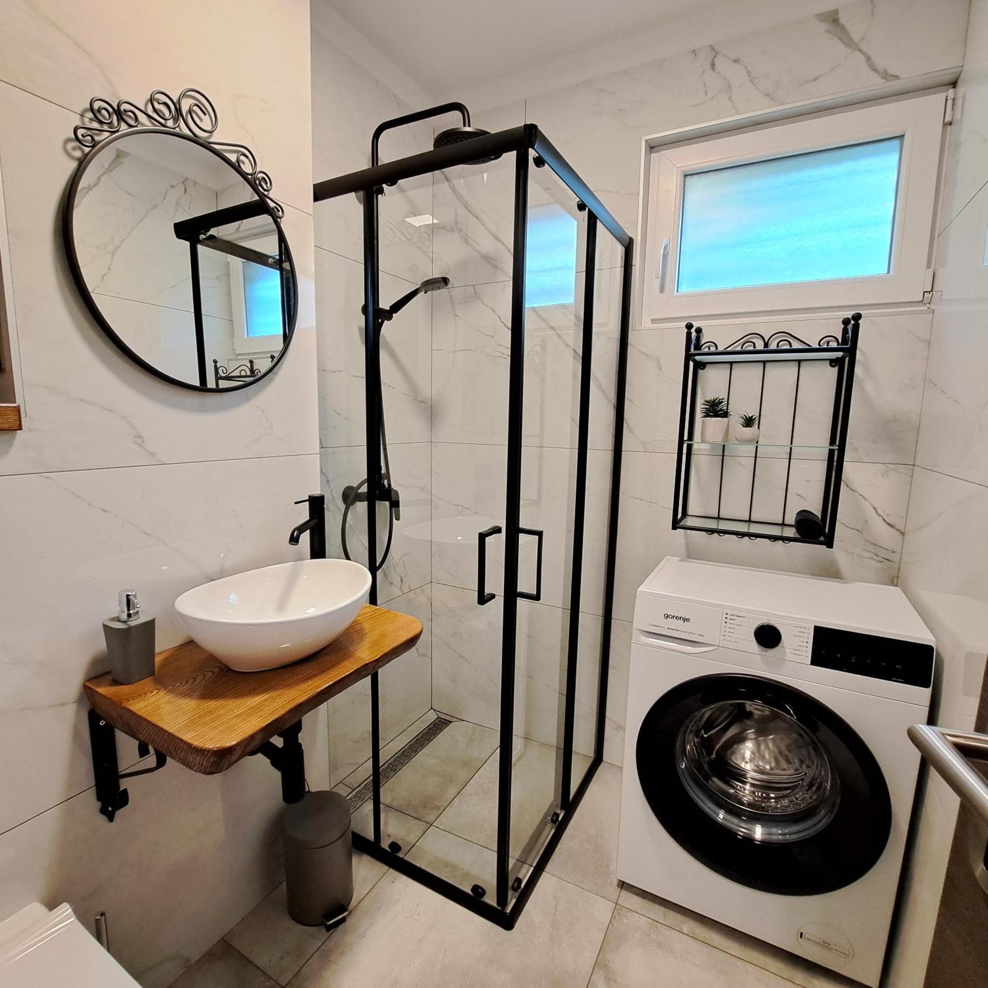 Bovecenter Apartments Kaninska Vas Екстериор снимка